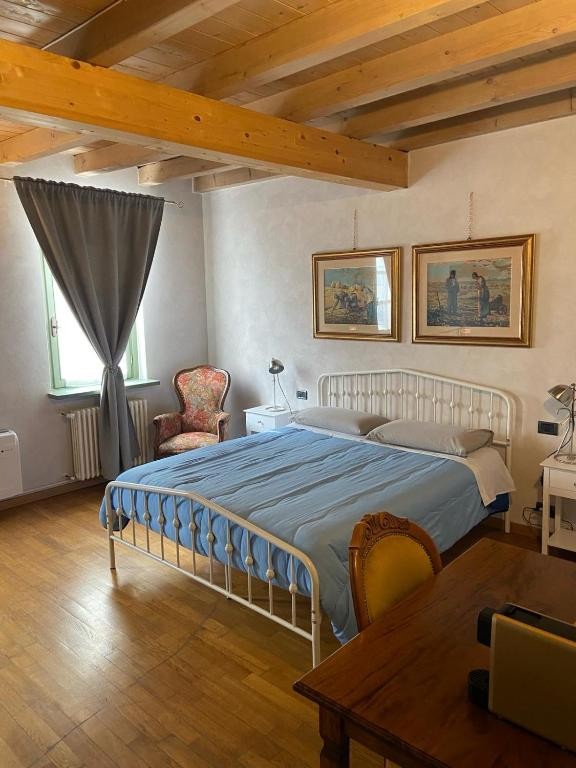 Interior room at La Casina